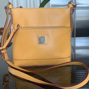 Dooney&Bourke crossbody purse